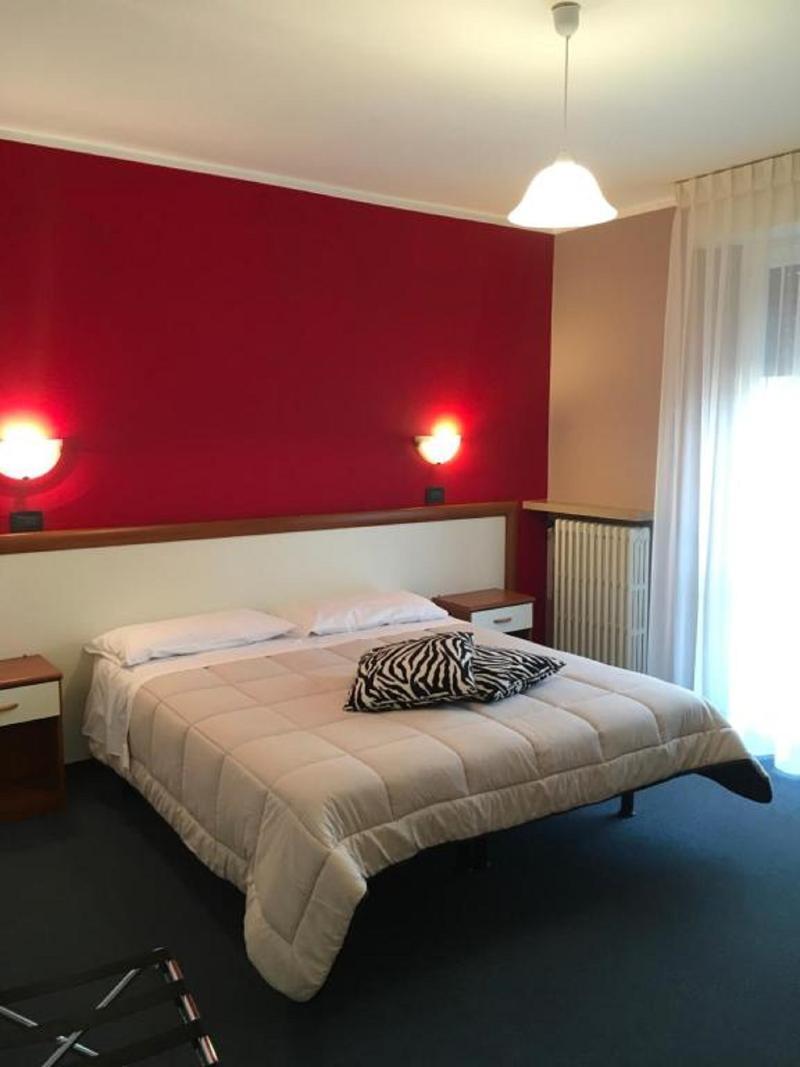 Cortina Hotel 2*