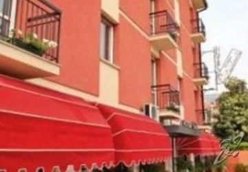 Hotel Cortina 2*